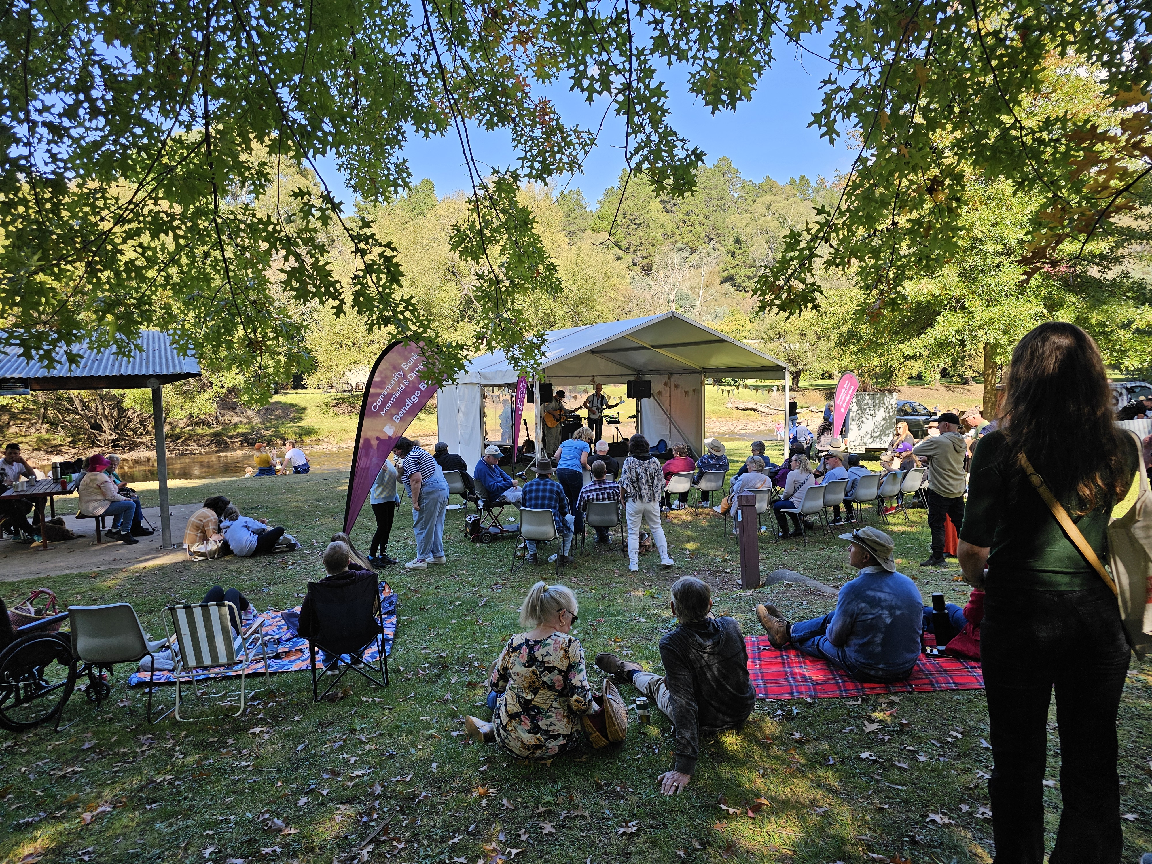 Jamieson Autumn Festival River Stage